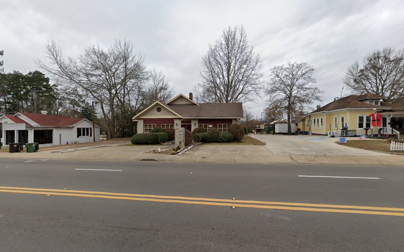 Funeral Services at McSwain & Myers Funeral Services, LLC in Hattiesburg, Mississippi | FuneralHomes.fyi McSwain & Myers Funeral Services, LLC Hattiesburg Mississippi