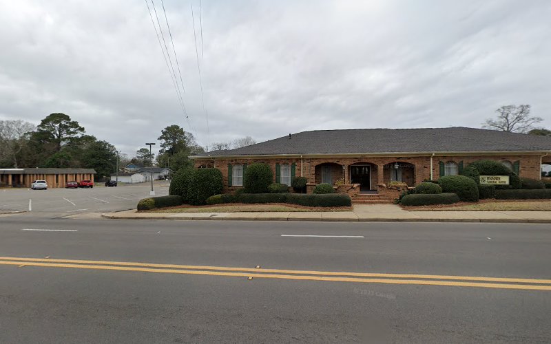 Funeral Services at Moore Funeral Services in Hattiesburg, Mississippi | FuneralHomes.fyi Moore Funeral Services Hattiesburg Mississippi