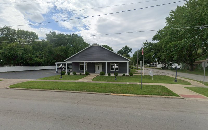 Funeral Services at Searby Funeral Home in Tamaroa, Illinois | FuneralHomes.fyi Searby Funeral Home Tamaroa Illinois
