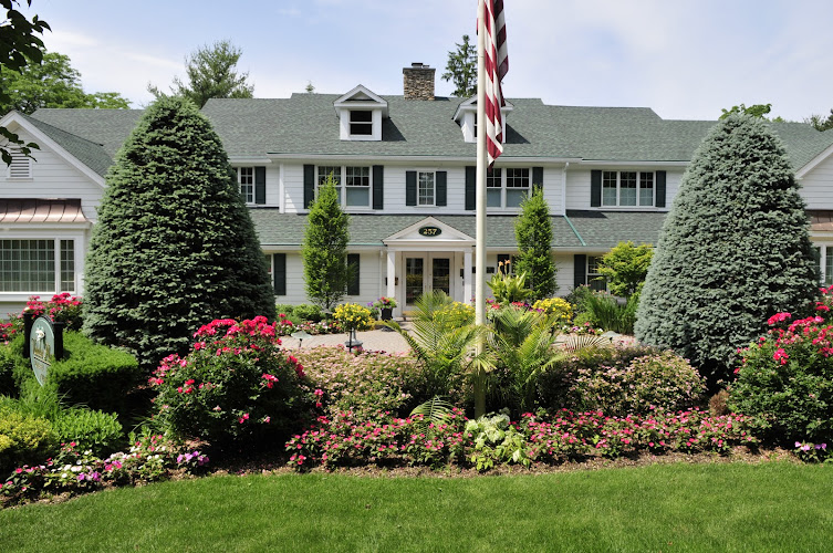 Funeral Services at Vander Plaat Funeral Home in Wyckoff, New Jersey | FuneralHomes.fyi Vander Plaat Funeral Home Wyckoff New Jersey