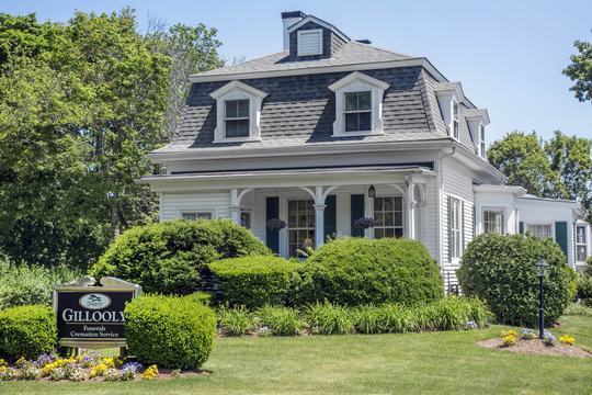 Funeral Services at Gillooly Funeral Home in Norwood, Massachusetts | FuneralHomes.fyi Gillooly Funeral Home Norwood Massachusetts