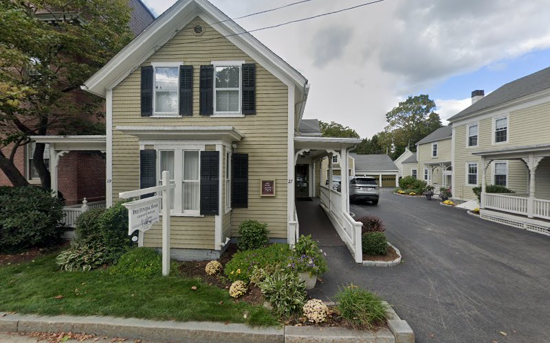 Dee Susan M Concord Massachusetts