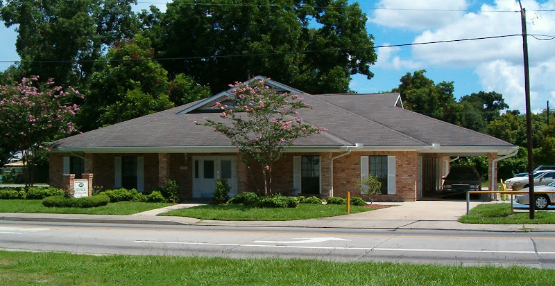 Funeral Services at Syrie Funeral Home Inc in Lafayette, Louisiana | FuneralHomes.fyi Syrie Funeral Home Inc Lafayette Louisiana