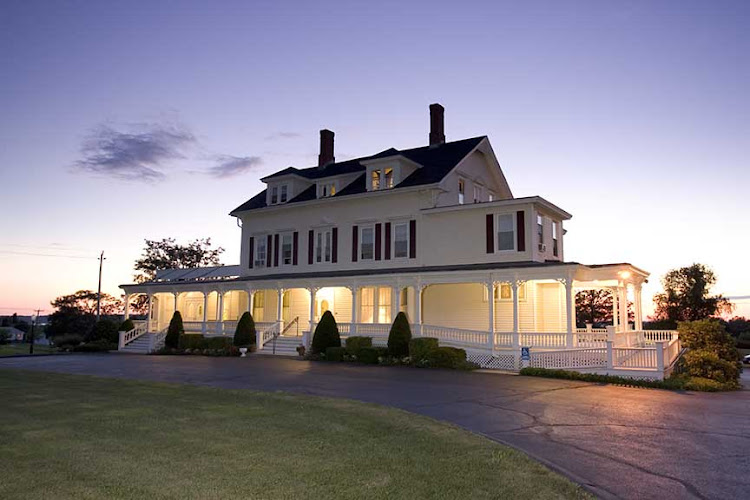 Funeral Services at Connors Funeral Home in Portsmouth, Rhode Island | FuneralHomes.fyi Connors Funeral Home Portsmouth Rhode Island