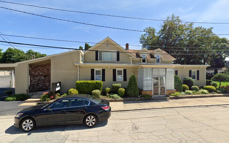 Henault-Gallogly Funeral Home West Warwick Rhode Island