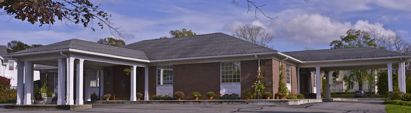 Funeral Services at Crapo-Hathaway Funeral Home in Taunton, Massachusetts | FuneralHomes.fyi Crapo-Hathaway Funeral Home Taunton Massachusetts