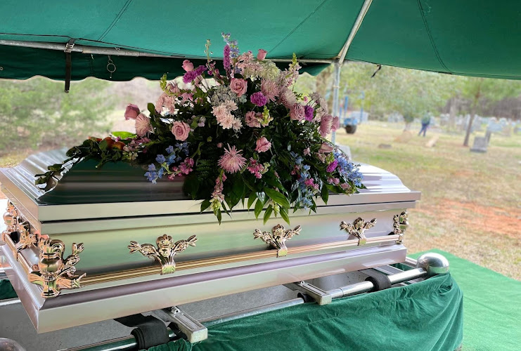 Funeral Services at Williams & Ashford Chapel in Faison, North Carolina | FuneralHomes.fyi Williams & Ashford Chapel Faison North Carolina