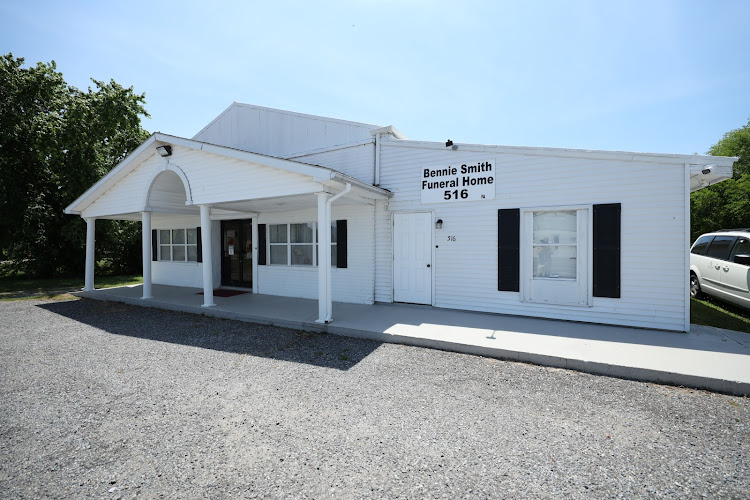 Funeral Services at Bennie Smith Funeral Home in Hurlock, Maryland | FuneralHomes.fyi Bennie Smith Funeral Home Hurlock Maryland