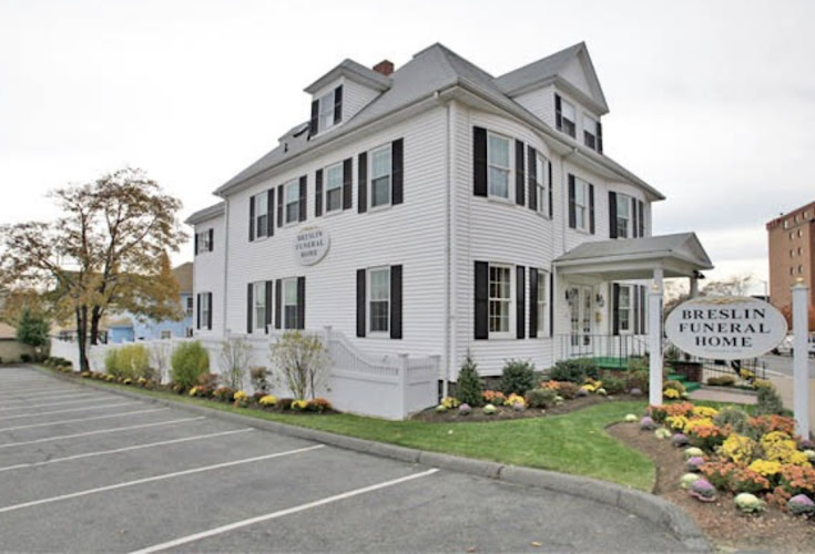 Funeral Services at Breslin Funeral Home in Malden, Massachusetts | FuneralHomes.fyi Breslin Funeral Home Malden Massachusetts