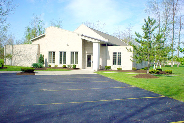 Funeral Services at Amherst Memorial Chapel in Getzville, New York | FuneralHomes.fyi Amherst Memorial Chapel Getzville New York