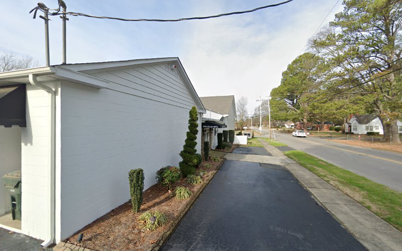 Funeral Services at Shackleford Funeral Services in Fremont, North Carolina | FuneralHomes.fyi Shackleford Funeral Services Fremont North Carolina