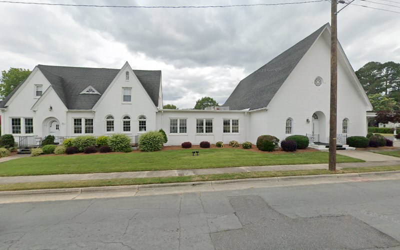 Funeral Services at Royal-Hall Funeral Home in Clinton, North Carolina | FuneralHomes.fyi Royal-Hall Funeral Home Clinton North Carolina