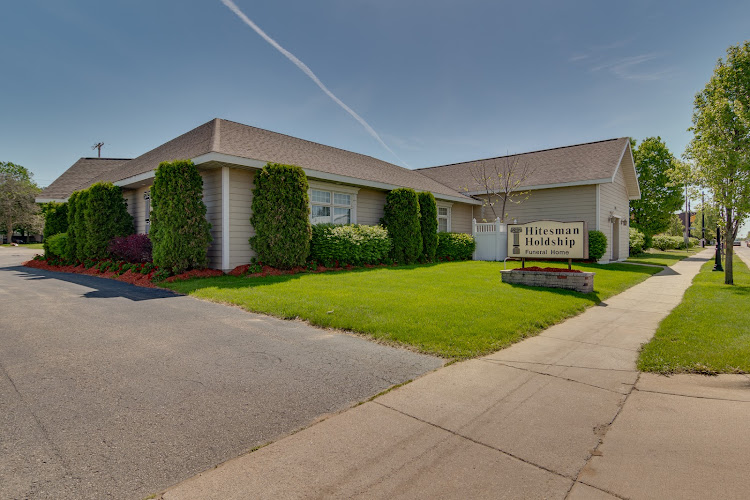 Hitesman-Holdship Funeral Home Cadillac Michigan