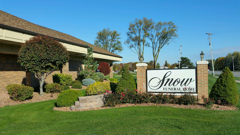 Snow Funeral Home Saginaw Michigan