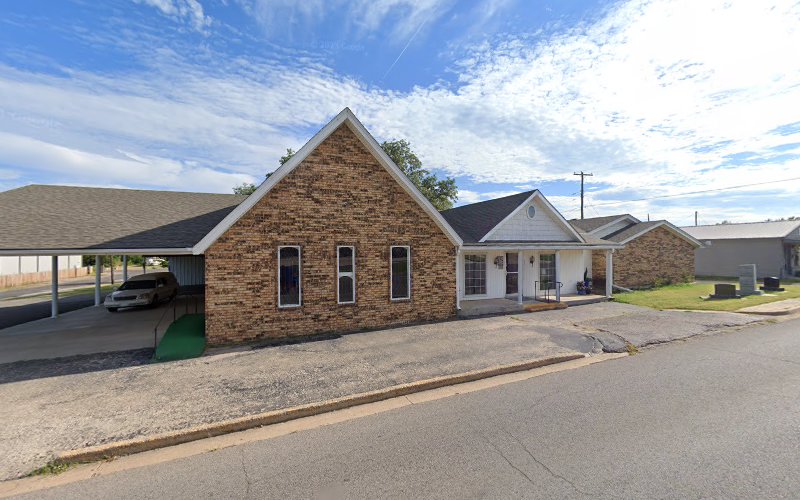 Funeral Services at Pickard Funeral Home in Stratford, Oklahoma | FuneralHomes.fyi Pickard Funeral Home Stratford Oklahoma