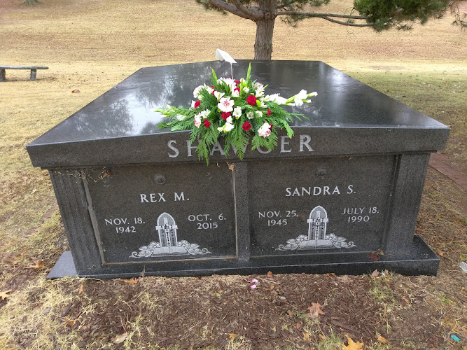 Funeral Services at Fitzgerald Funeral Services, Southwood Colonial Chapel in Tulsa, Oklahoma | FuneralHomes.fyi Fitzgerald Funeral Services, Southwood Colonial Chapel Tulsa Oklahoma