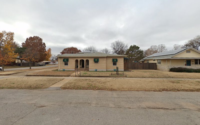 Funeral Services at Wilbourn Family Funeral Home in Lindsay, Oklahoma | FuneralHomes.fyi Wilbourn Family Funeral Home Lindsay Oklahoma