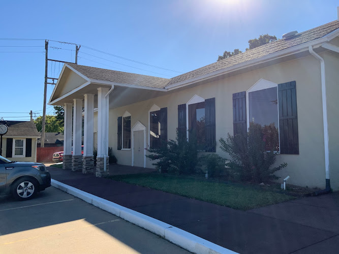 Funeral Services at Hopkins-Reynolds Funeral Service in Collinsville, Oklahoma | FuneralHomes.fyi Hopkins-Reynolds Funeral Service Collinsville Oklahoma