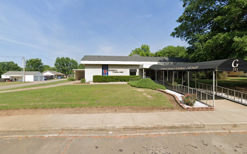 Funeral Services at Garrett Family Funeral Home in Checotah, Oklahoma | FuneralHomes.fyi Garrett Family Funeral Home Checotah Oklahoma