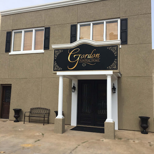 Funeral Services at Gordon Funeral Home in Durant, Oklahoma | FuneralHomes.fyi Gordon Funeral Home Durant Oklahoma
