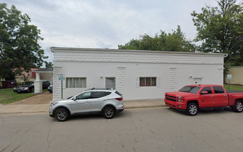 Funeral Services at Rowell-Parish Mortuary in Fort Smith, Arkansas | FuneralHomes.fyi Rowell-Parish Mortuary Fort Smith Arkansas