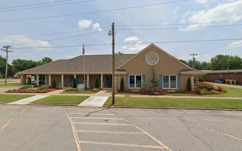 Funeral Services at Mallory Martin Funeral Home in Spiro, Oklahoma | FuneralHomes.fyi Mallory Martin Funeral Home Spiro Oklahoma