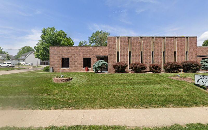 Dorr & Clark Funeral Home Falls City Nebraska