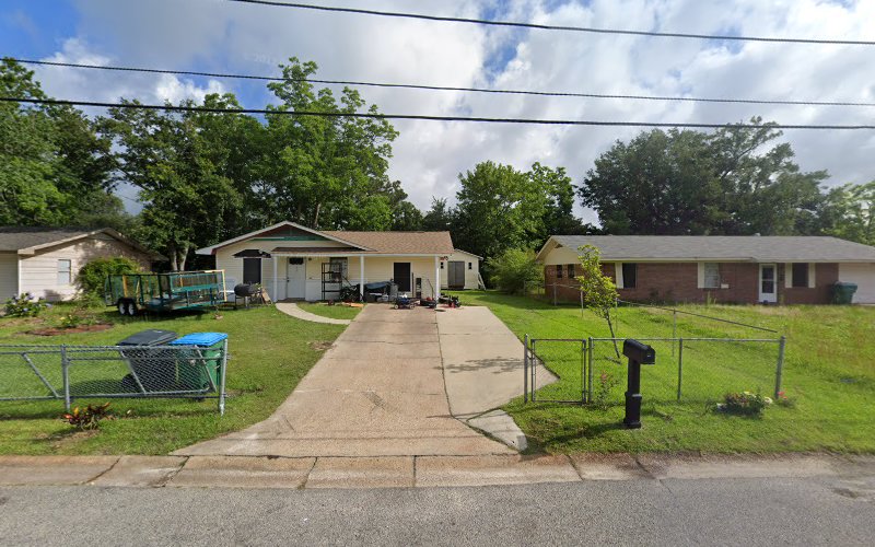 Funeral Services at Gulf Coast Vault & Funeral Home in Gulfport, Mississippi | FuneralHomes.fyi Gulf Coast Vault & Funeral Home Gulfport Mississippi