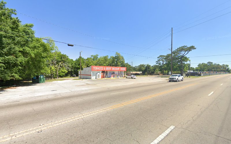 Funeral Services at Robert’s Funeral Homes in Gulfport, Mississippi | FuneralHomes.fyi Robert’s Funeral Homes Gulfport Mississippi