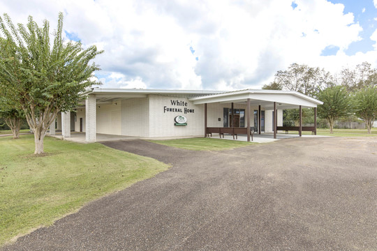 Funeral Services at White Funeral Home in Lumberton, Mississippi | FuneralHomes.fyi White Funeral Home Lumberton Mississippi