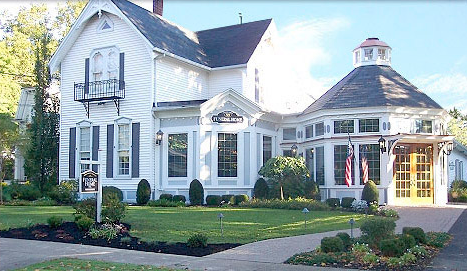 Merton H. Kays Funeral Home, Inc. Honeoye Falls New York