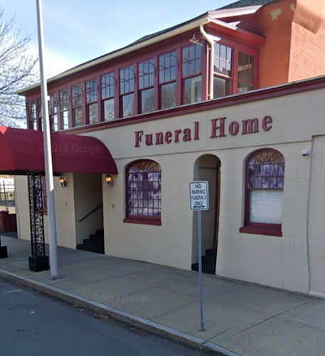 Funeral Services at La Rosa Funeral Home in Holyoke, Massachusetts | FuneralHomes.fyi La Rosa Funeral Home Holyoke Massachusetts