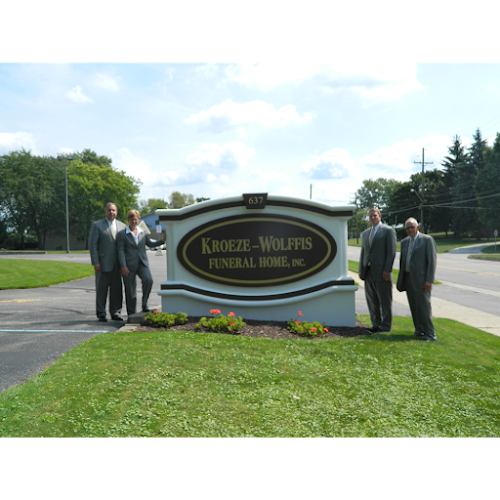 Kroeze-Wolffis Funeral Home Inc Fremont Michigan