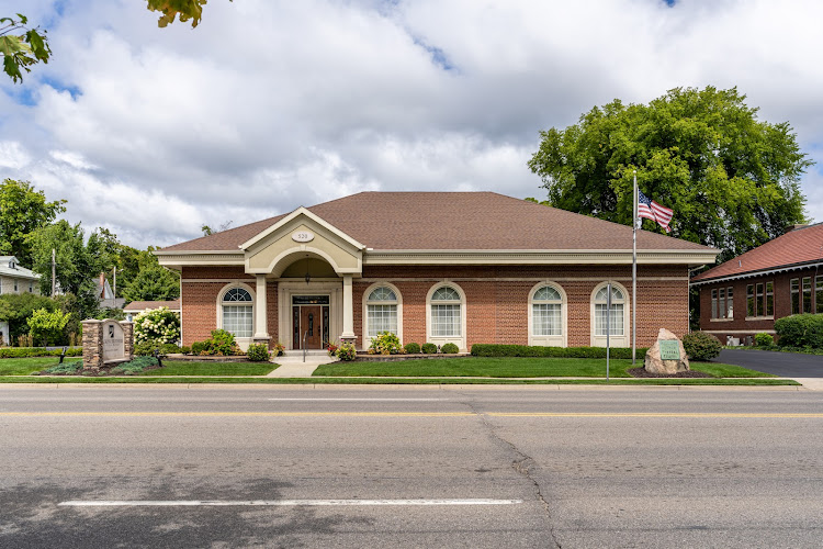 Funeral Services at Watkins Brothers Funeral Homes Jennings-Lyons Chapel in Owosso, Michigan | FuneralHomes.fyi Watkins Brothers Funeral Homes Jennings-Lyons Chapel Owosso Michigan