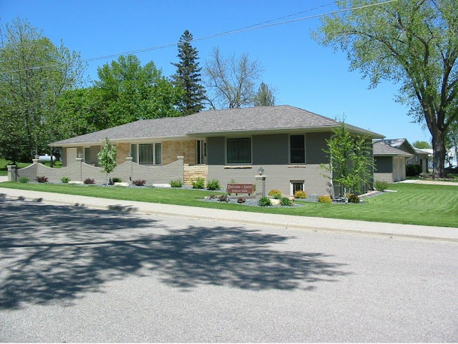 Funeral Services at Erickson-Smith Funeral Home & Cremation Service in Elbow Lake, Minnesota | FuneralHomes.fyi Erickson-Smith Funeral Home & Cremation Service Elbow Lake Minnesota