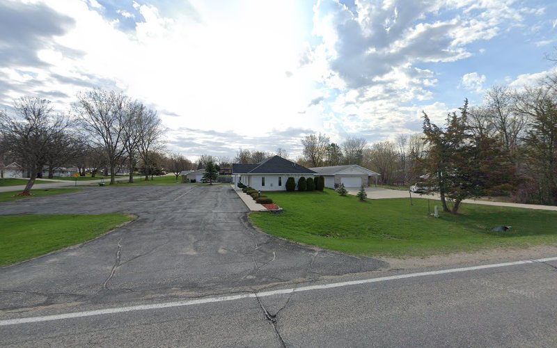 Funeral Services at Hantge Funeral Chapel in Darwin, Minnesota | FuneralHomes.fyi Hantge Funeral Chapel Darwin Minnesota