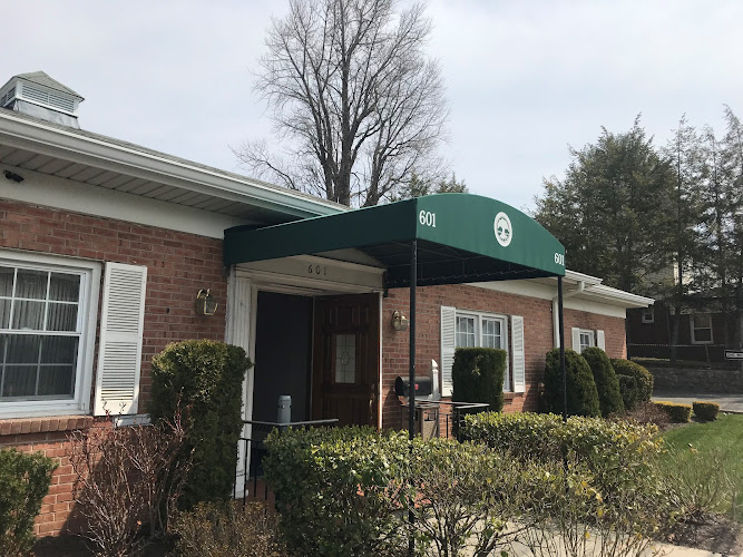 Funeral Services at Community Home for Funerals in Yonkers, New York | FuneralHomes.fyi Community Home for Funerals Yonkers New York