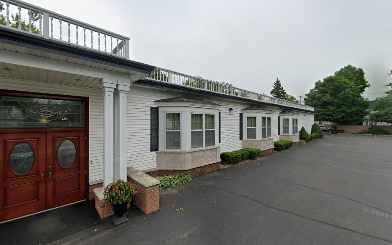 Dryer Funeral Home Holly Michigan