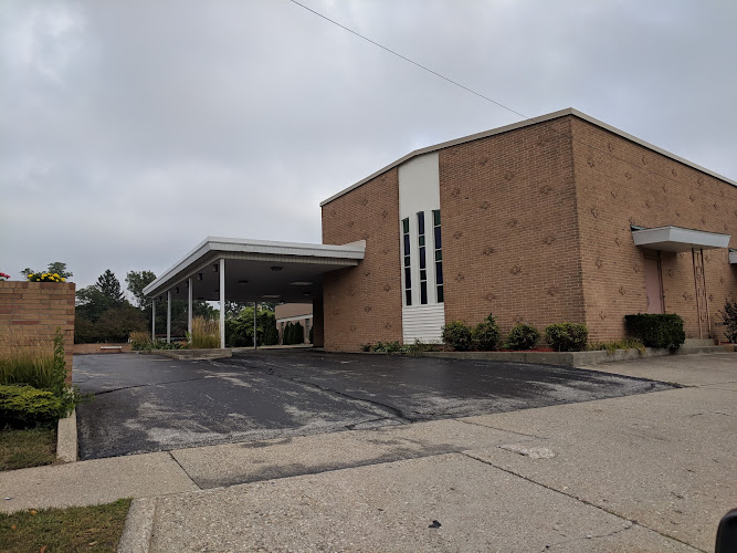 Funeral Services at Clock Funeral Home in Muskegon, Michigan | FuneralHomes.fyi Clock Funeral Home Muskegon Michigan