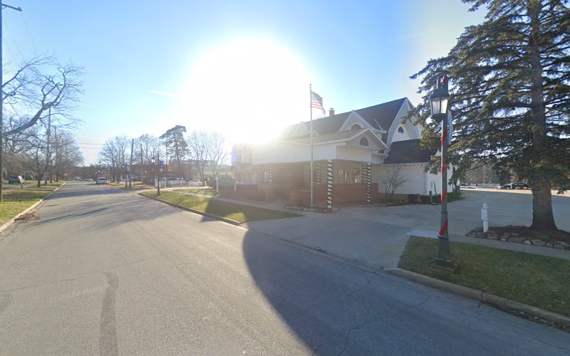 Funeral Services at Pederson Funeral Home in Rockford, Michigan | FuneralHomes.fyi Pederson Funeral Home Rockford Michigan