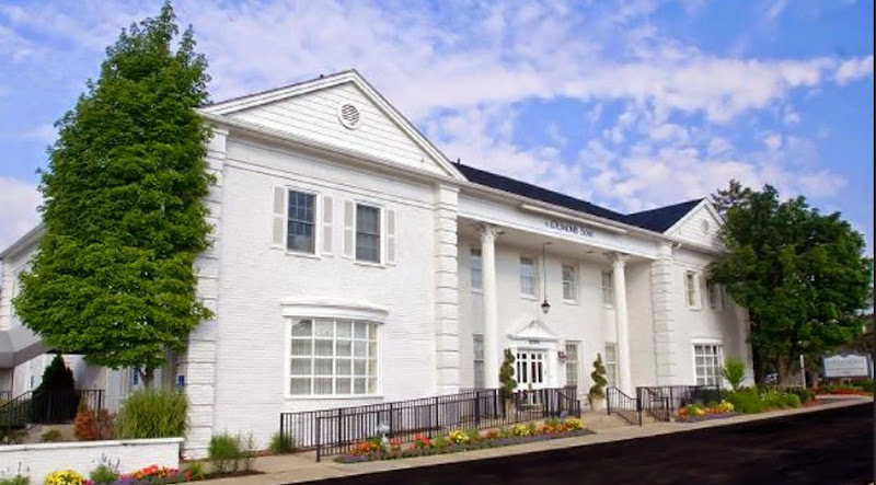 Funeral Services at A. J. Desmond & Sons Funeral Directors in Royal Oak, Michigan | FuneralHomes.fyi A. J. Desmond & Sons Funeral Directors Royal Oak Michigan