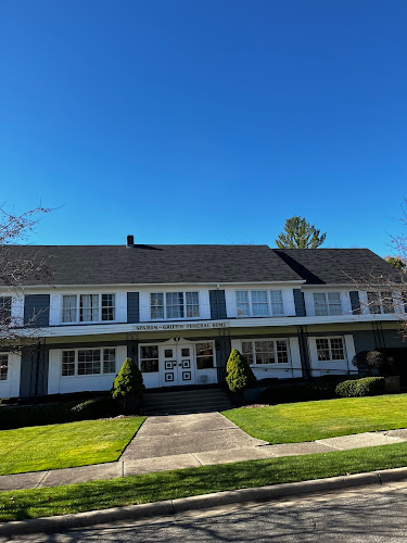 Funeral Services at Sparks-Griffin Funeral Home and Cremation in Pontiac, Michigan | FuneralHomes.fyi Sparks-Griffin Funeral Home and Cremation Pontiac Michigan