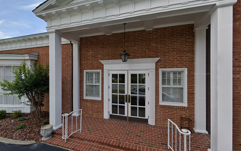 Funeral Services at North Elm Chapel in Greensboro, North Carolina | FuneralHomes.fyi North Elm Chapel Greensboro North Carolina