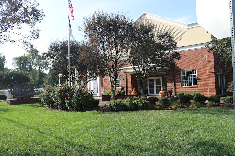 Funeral Services at Lowe Funeral Home & Crematory in Burlington, North Carolina | FuneralHomes.fyi Lowe Funeral Home & Crematory Burlington North Carolina