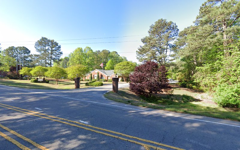 Funeral Services at BRYAN-LEE FUNERAL HOME in Garner, North Carolina | FuneralHomes.fyi BRYAN-LEE FUNERAL HOME Garner North Carolina