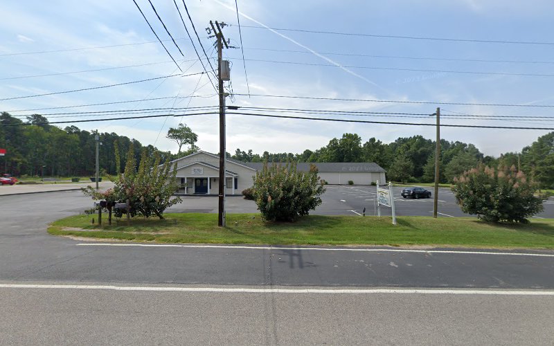 Funeral Services at Hamner Jr T Wade in Blackstone, Virginia | FuneralHomes.fyi Hamner Jr T Wade Blackstone Virginia