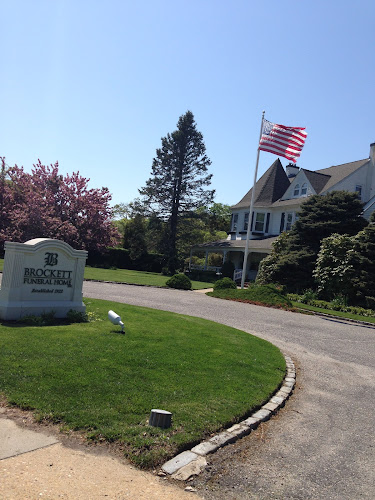 Brockett Funeral Home Inc Southampton New York